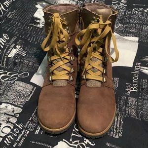 Columbia Wmn's Twentythird Ave Mid Waterproof Boot